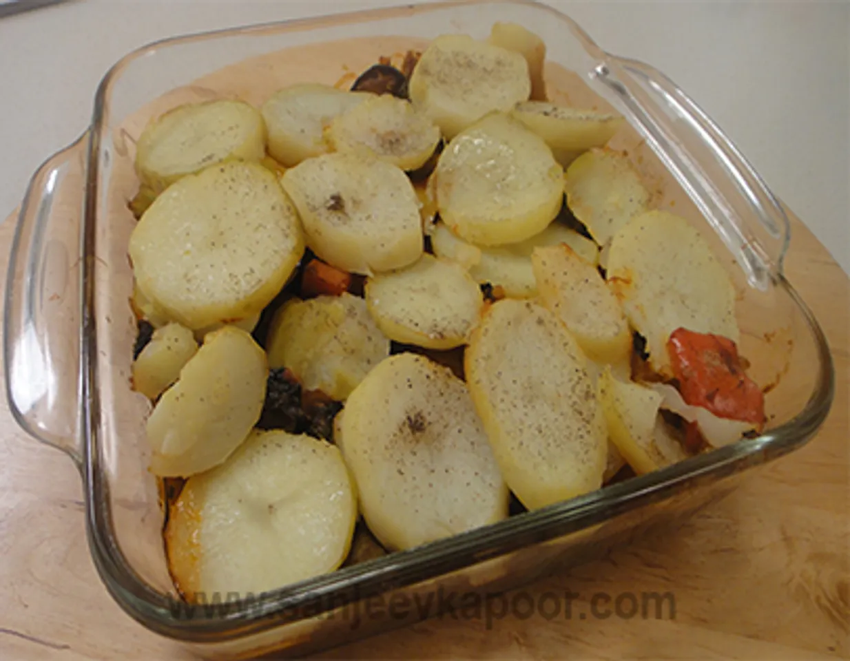 Spicy Vegetable and Potato Bake