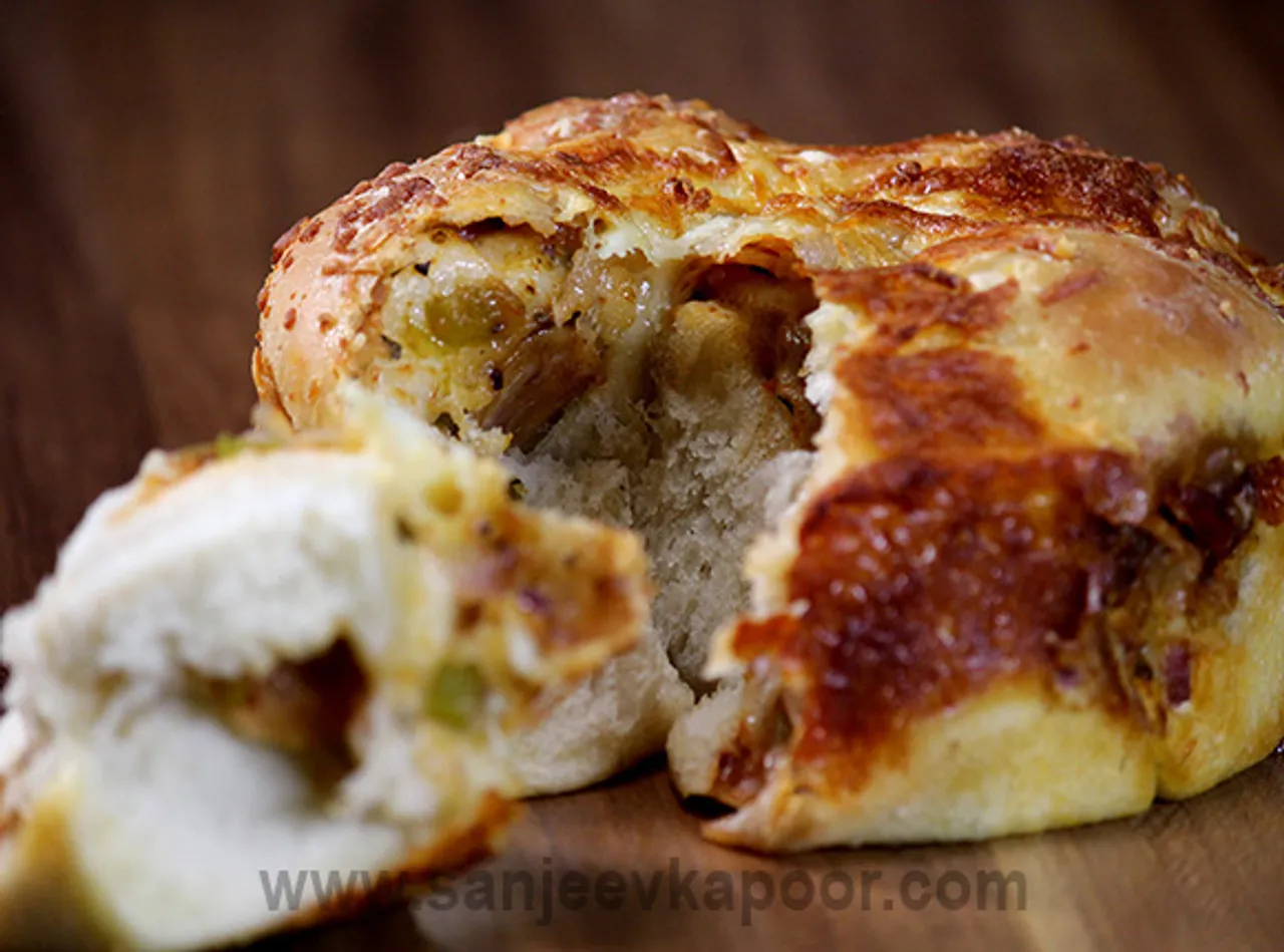 Pizza Monkey Bread