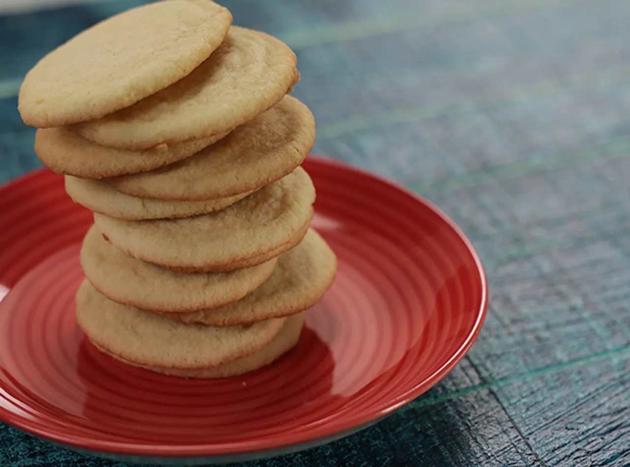 Eggless Coconut Cookies 