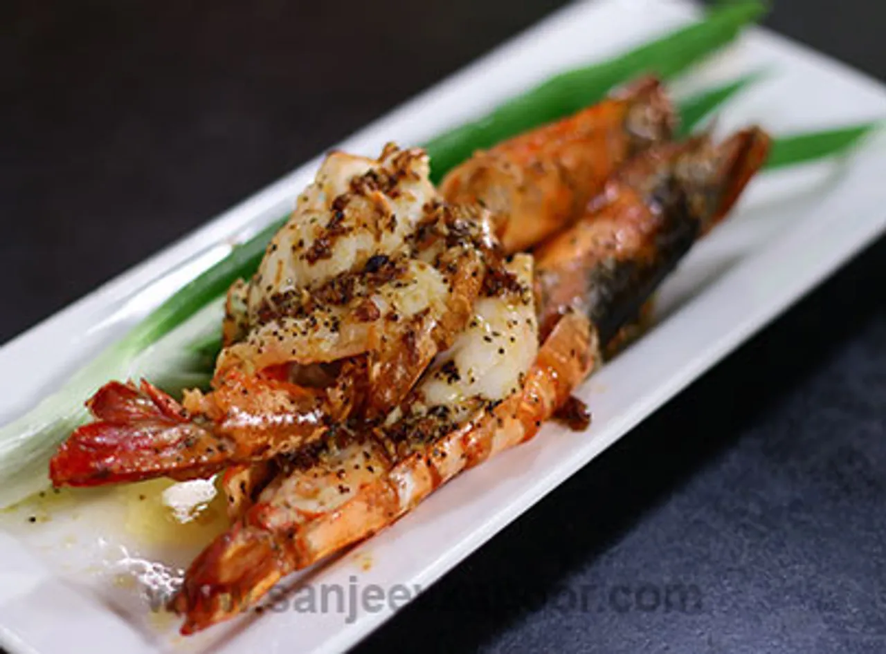 Butter Garlic Pepper Prawns