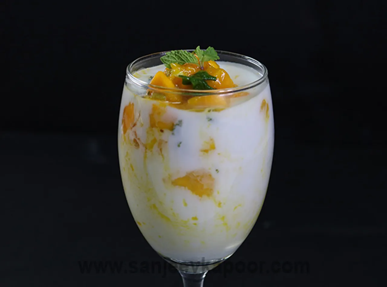 Coconut Panna Cotta with Mango Salsa