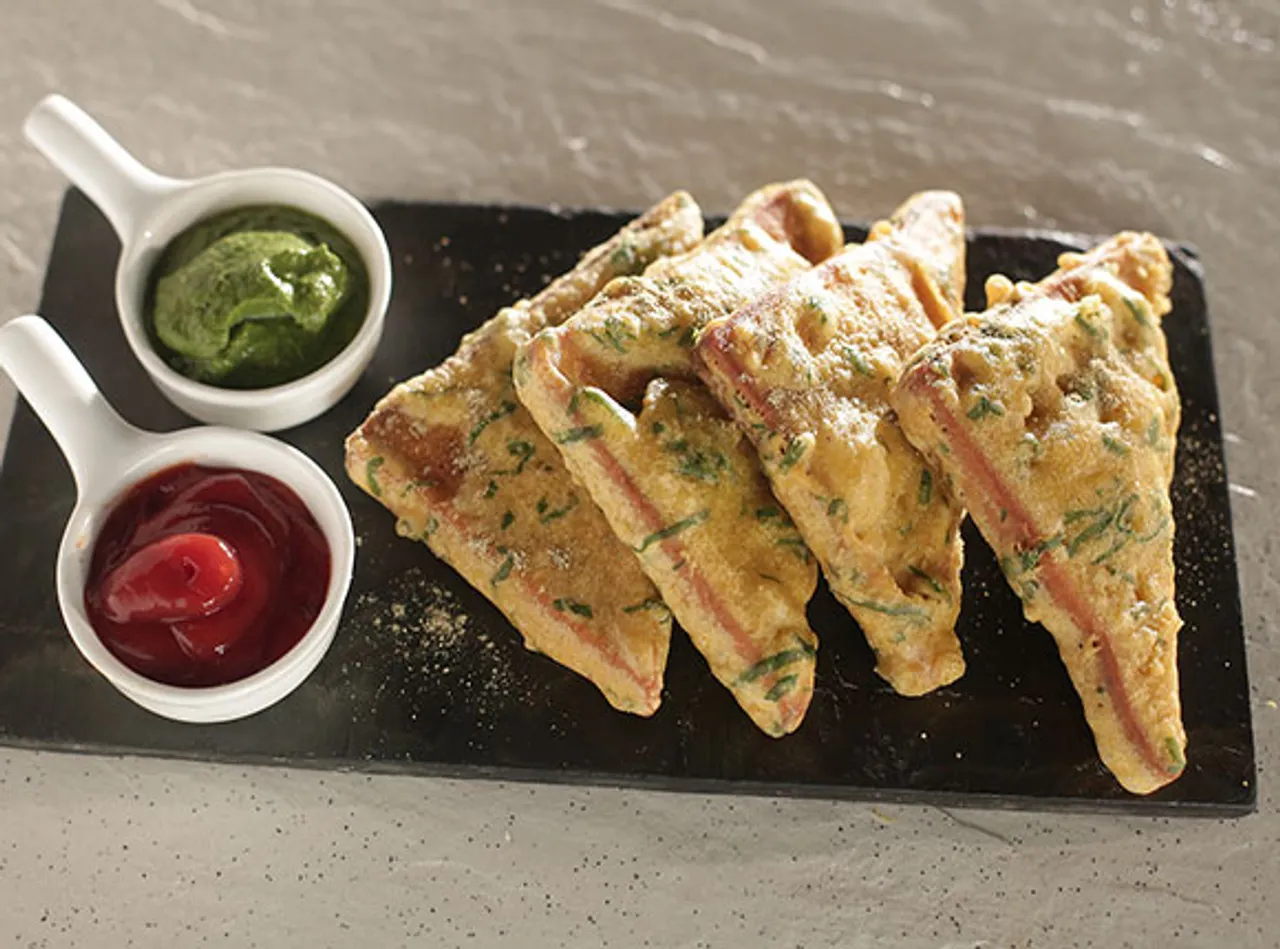 Palak Bread Pakoda - SK Khazana