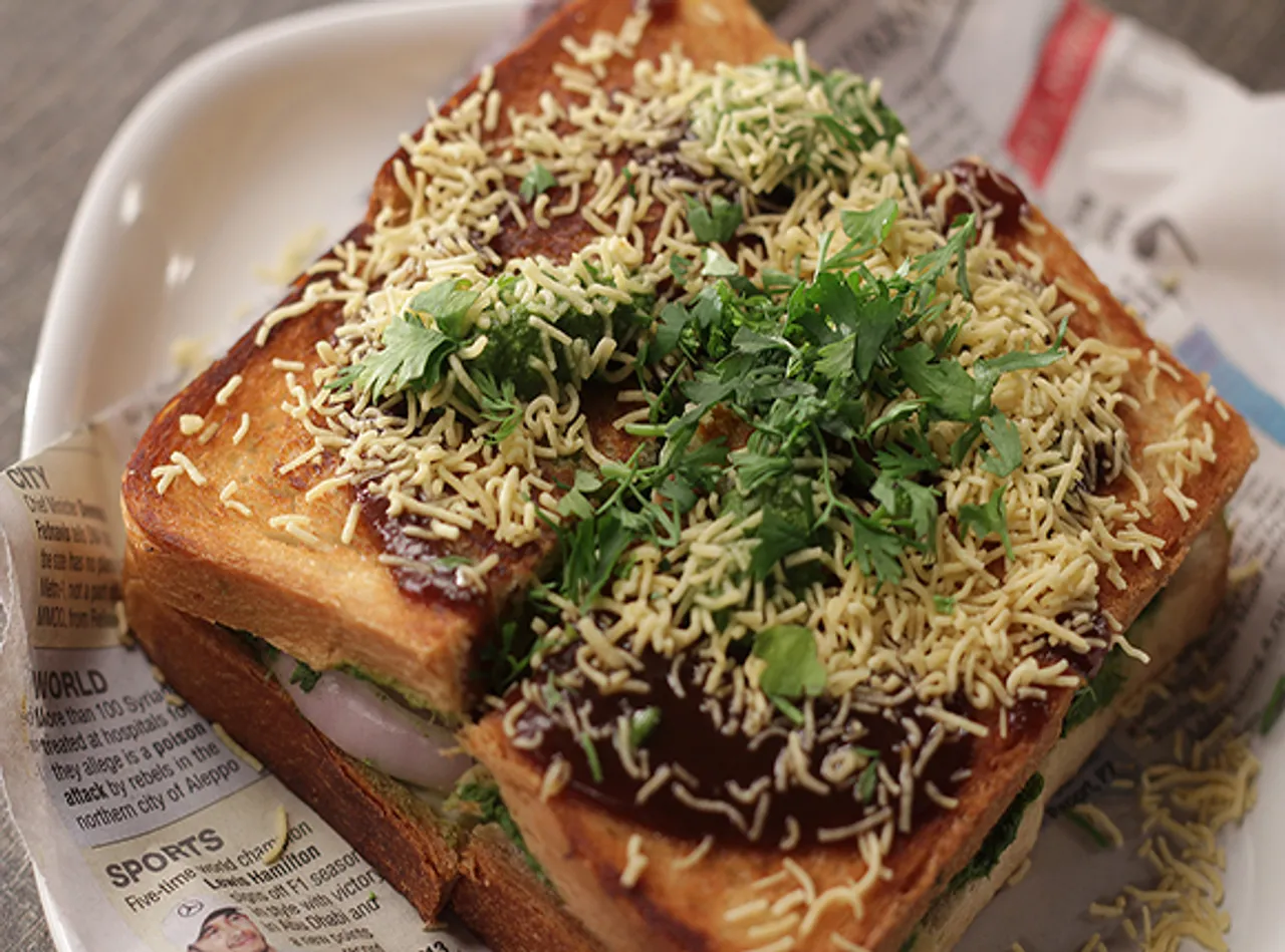 Samosa Sandwich