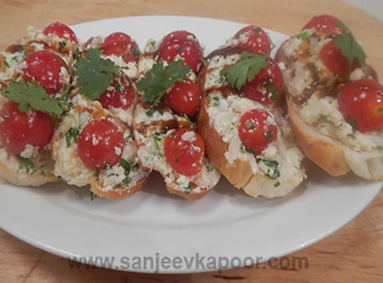 Paneer Bruschetta with Tamarind Chutney