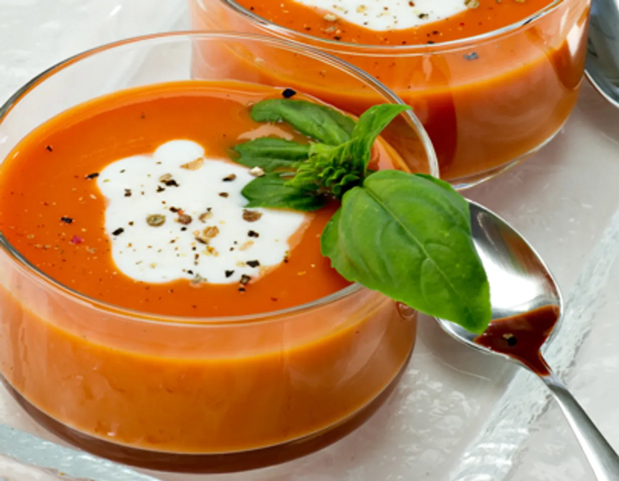 Tomato and Fresh Basil Soup