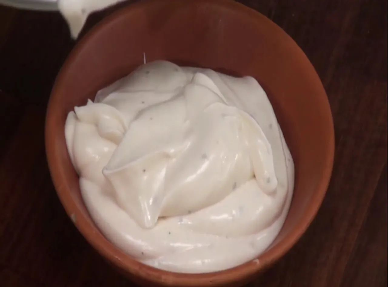 How to Make Eggless Mayonnaise 