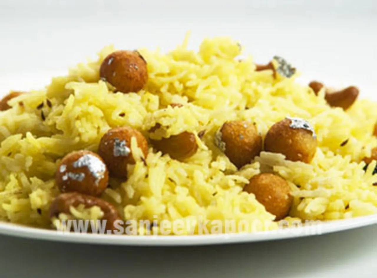 Kaju Moti Pulao