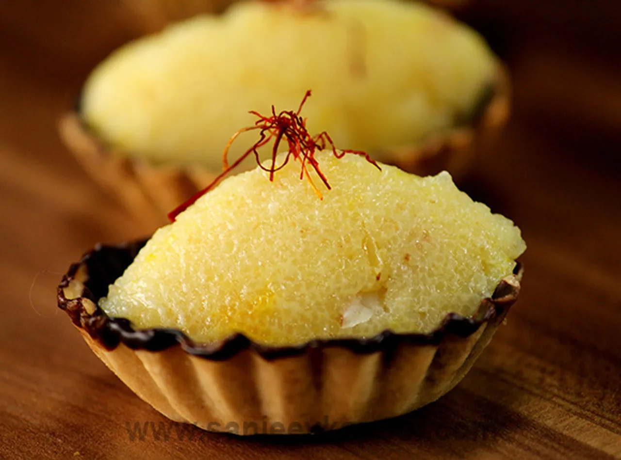 Pineapple Sheera in Tarts