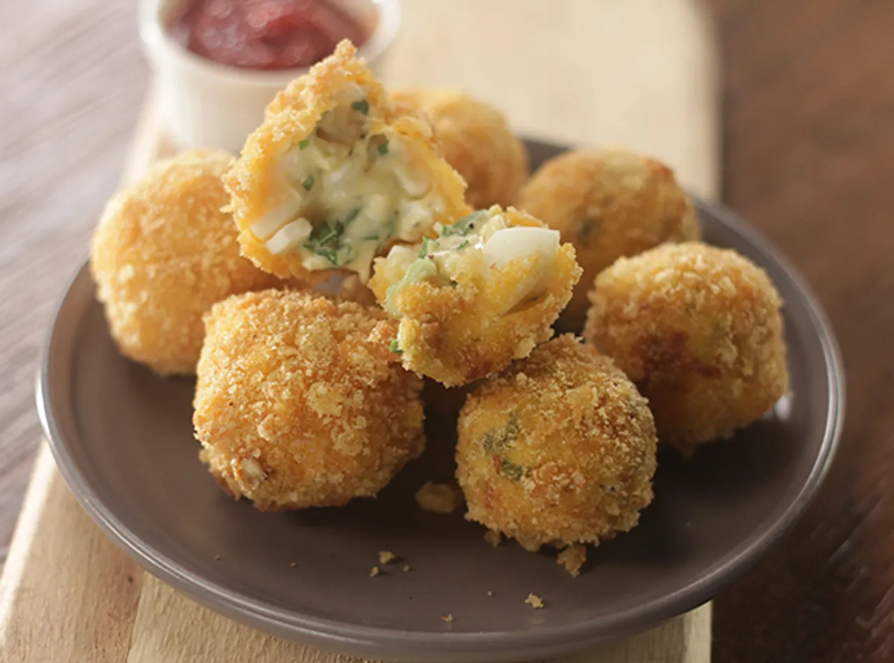 Egg and Cheese Poppers - SK Khazana
