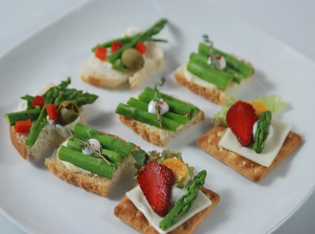 Asparagus Canapes