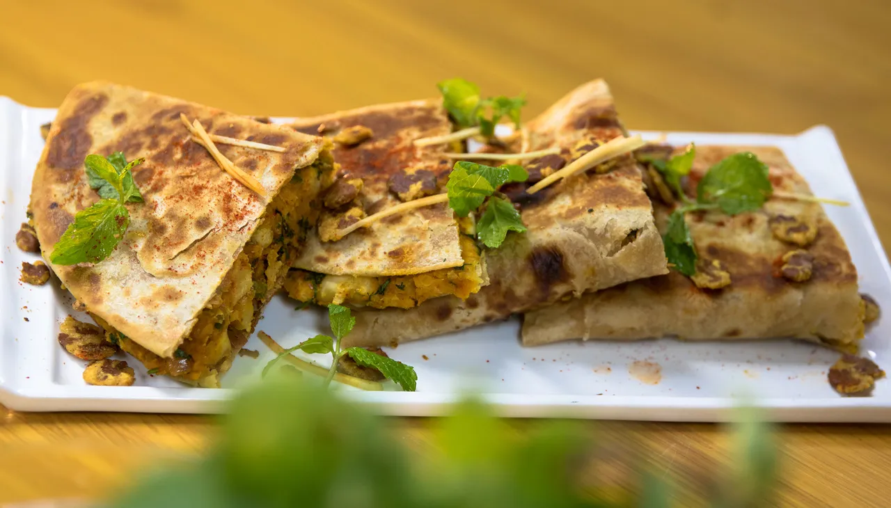 Chana Cheese Roti Turnover