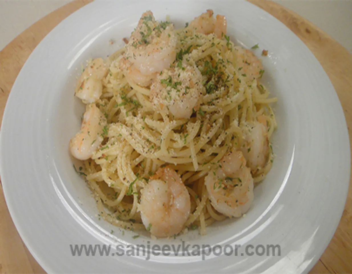 Spaghetti with Chilli Prawns