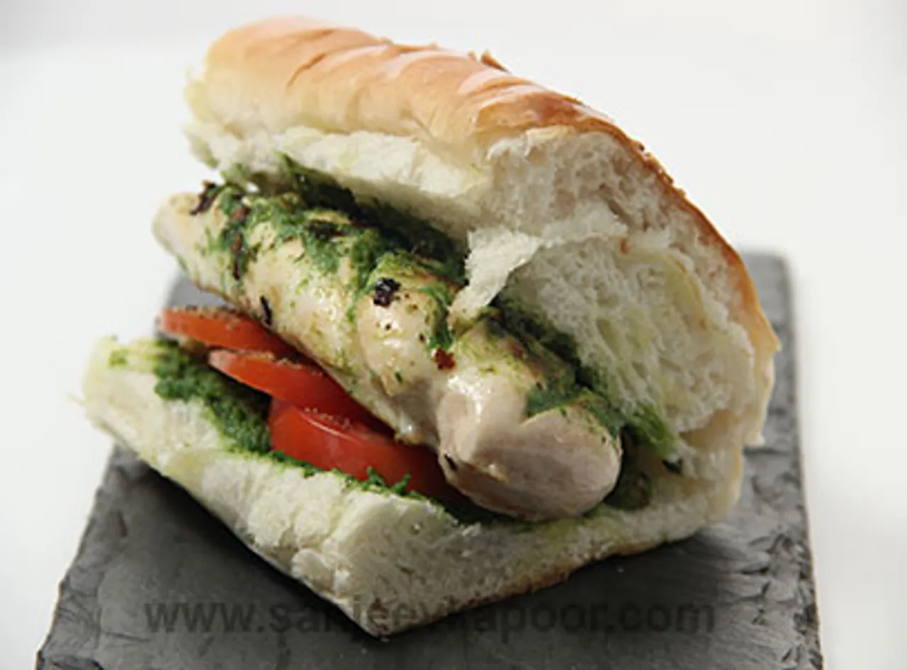 Grilled Chicken Pesto Sandwich