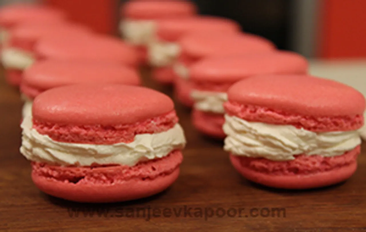 Rose Macaroon