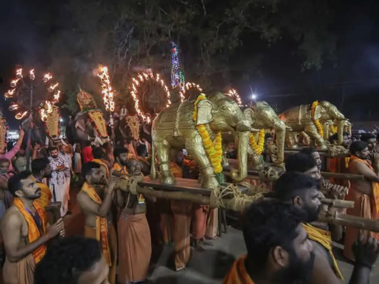 ettumanoor ulsavam