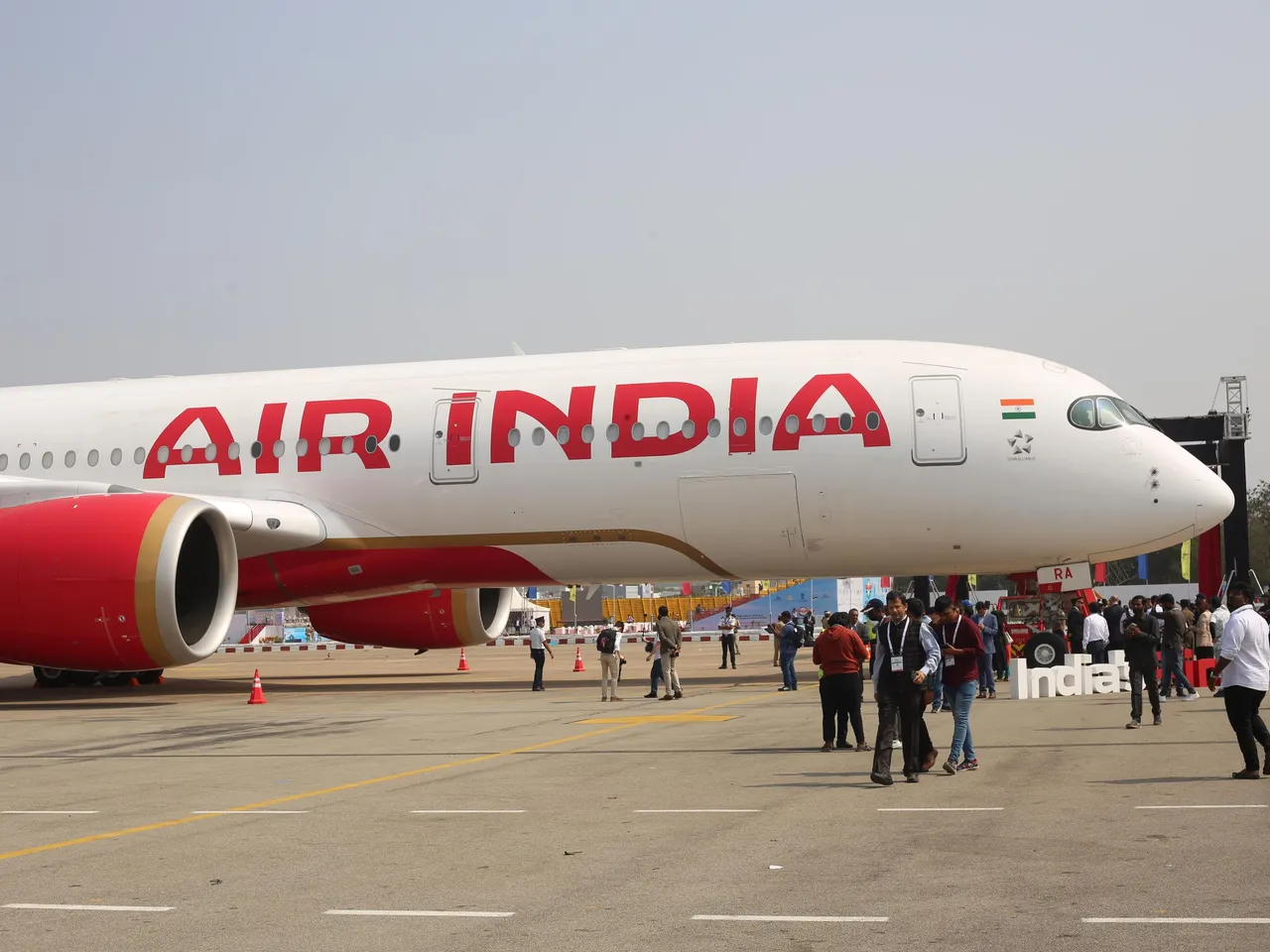 Air India flight forced to return to Chicago due to clogged toilets 