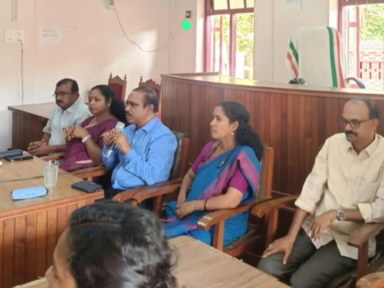vaikom444
