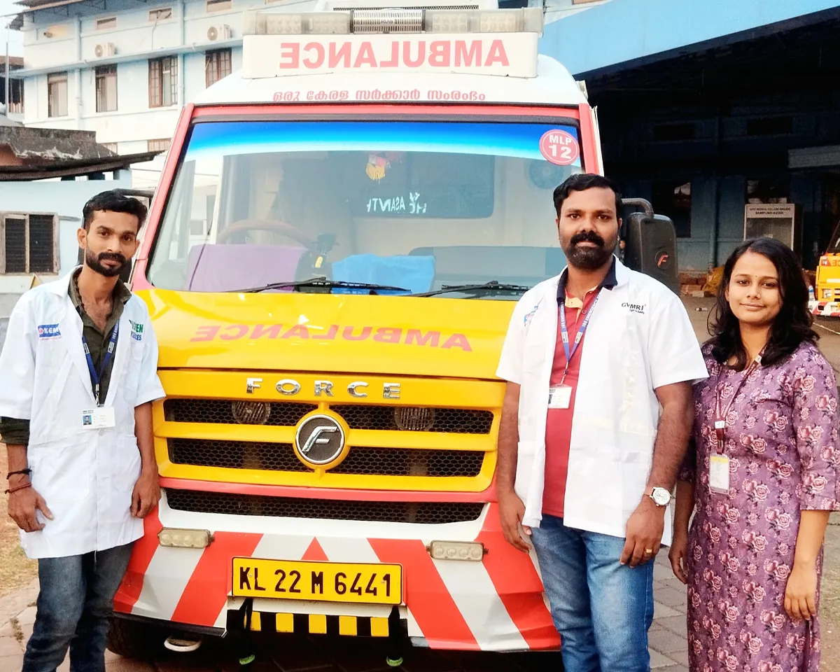 108 ambulance pregnant delivered