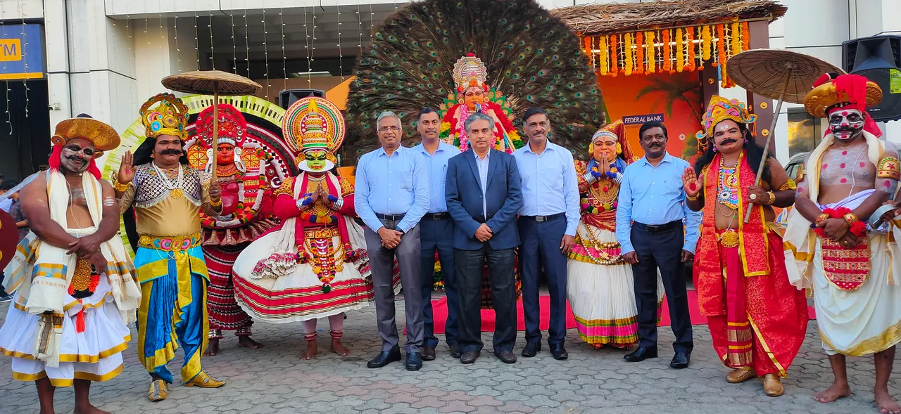 വിപുലമായ ഓണാഘോഷവുമായി ഫെഡറല്‍ ബാങ്ക്; കലാ പ്രദർശന യാത്ര ആരംഭിച്ചു