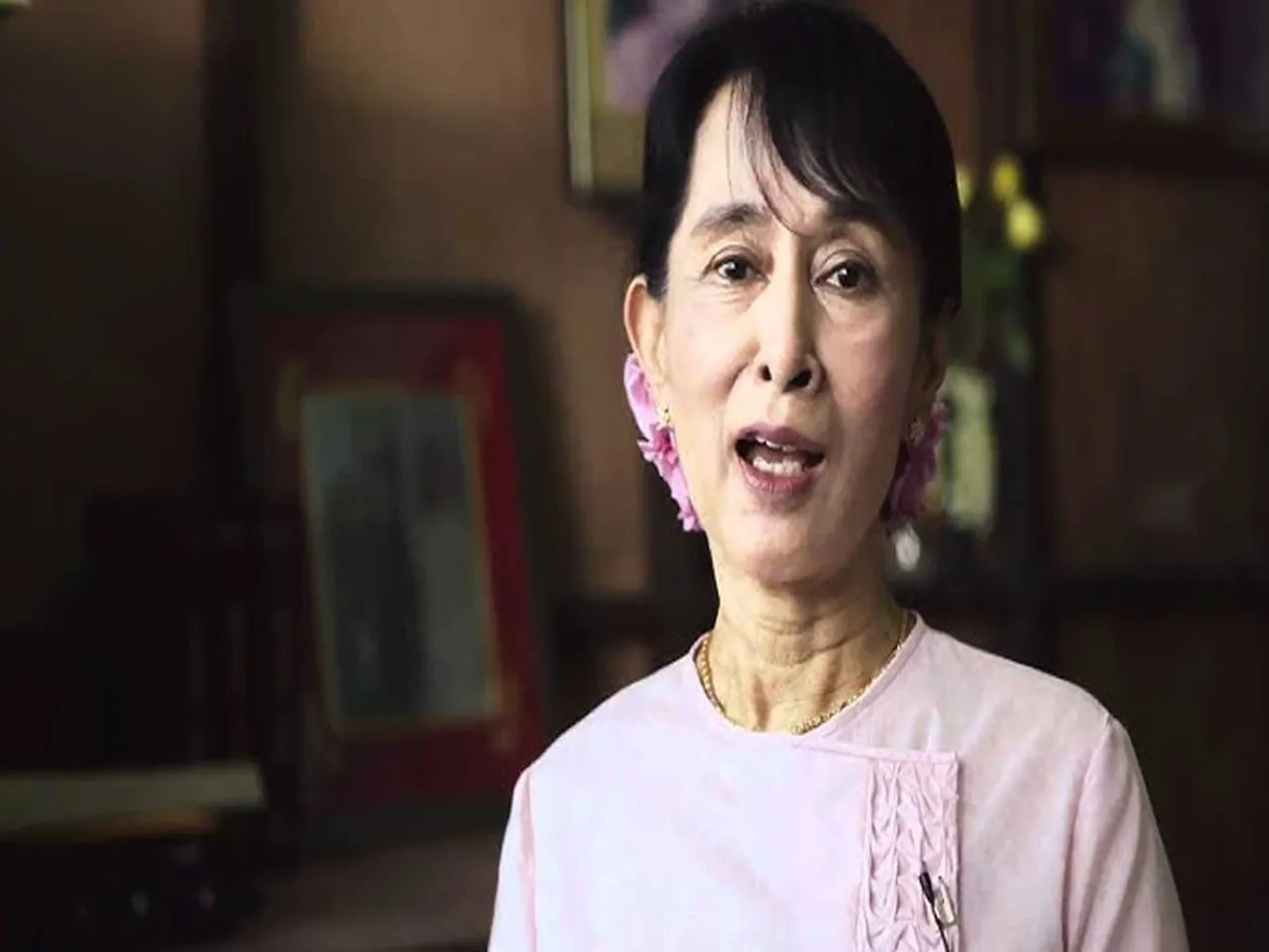 Aung San Suu Kyi.jpg