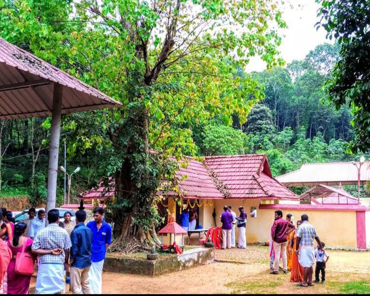 marangattupilly cheradikavu temple