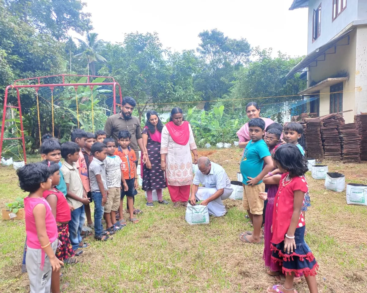 anjoottimangalam lp school