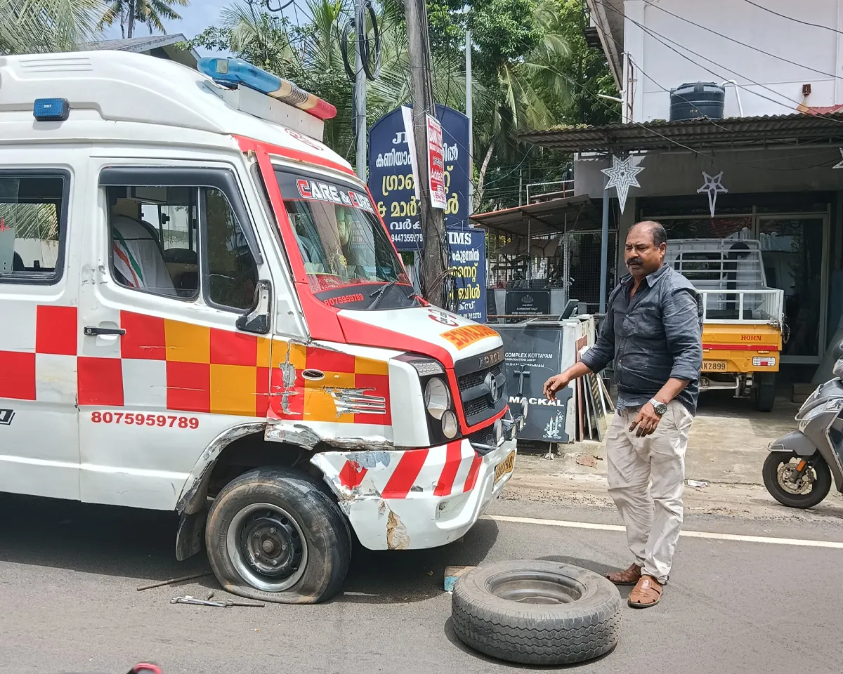 ambulance accident kottayam