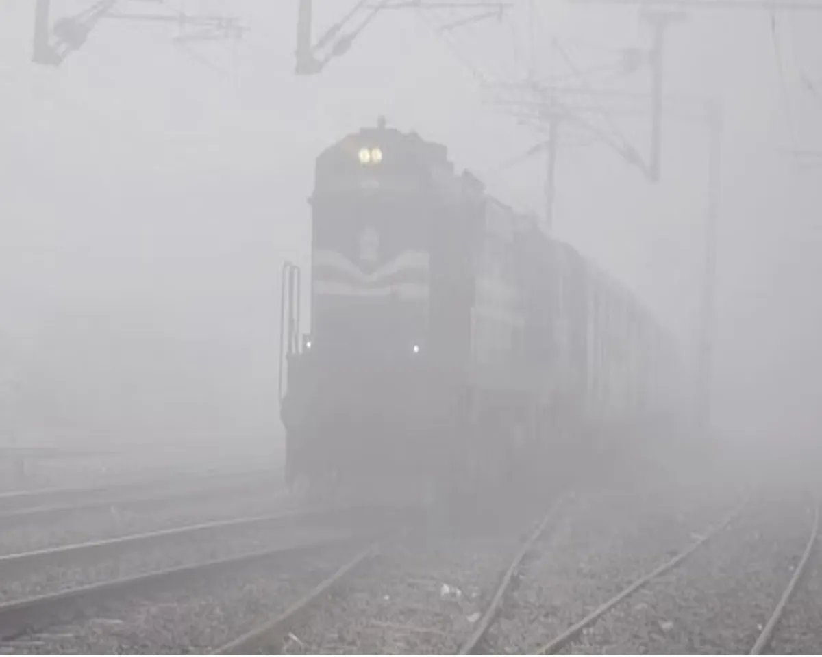 train fog.jpg