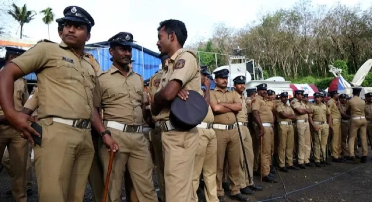 Police seized Gold and Silver at Karnataka