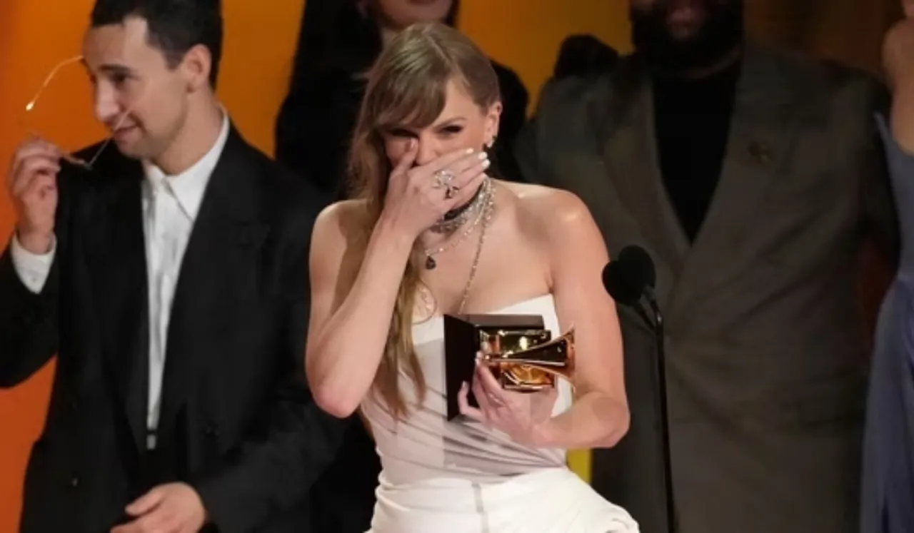 Taylor Swift becomes first artist in history to win Album of the Year four times
