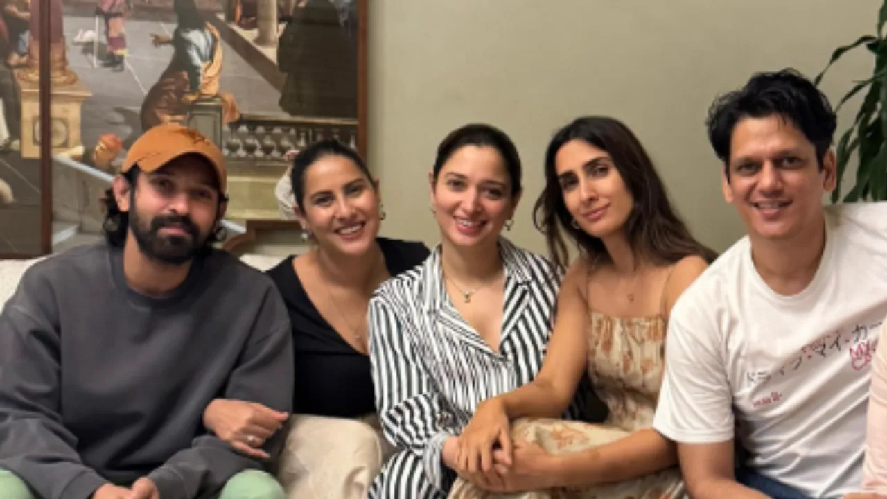 Celebs Begin Pre Christmas Celebrations