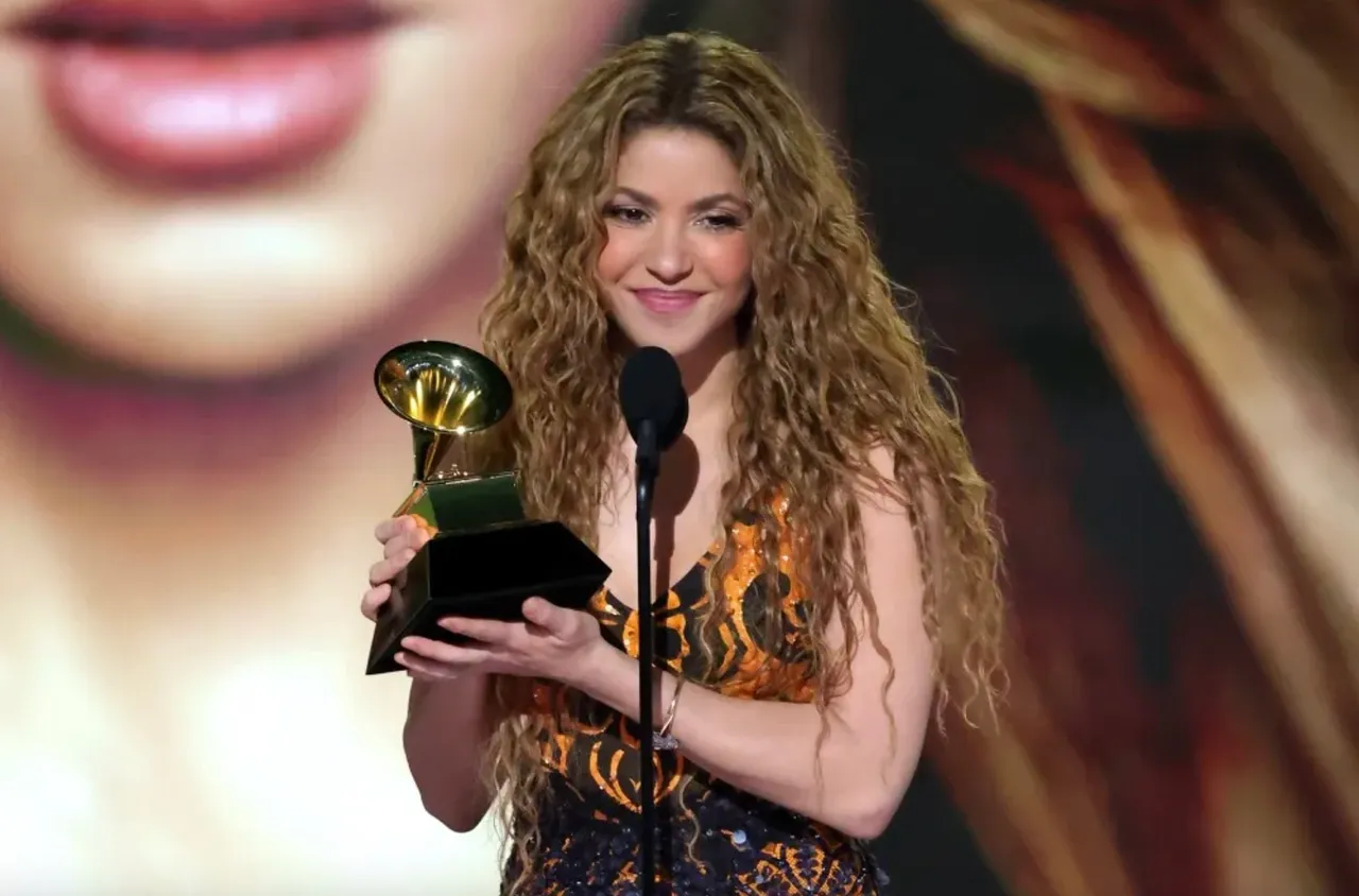 Shakira Dedicates Grammy Win To ‘Immigrant Brothers and Sisters’