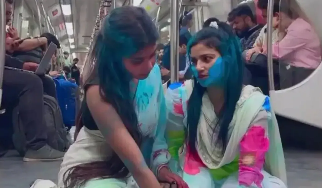 Holi Celebration Inside Delhi Metro