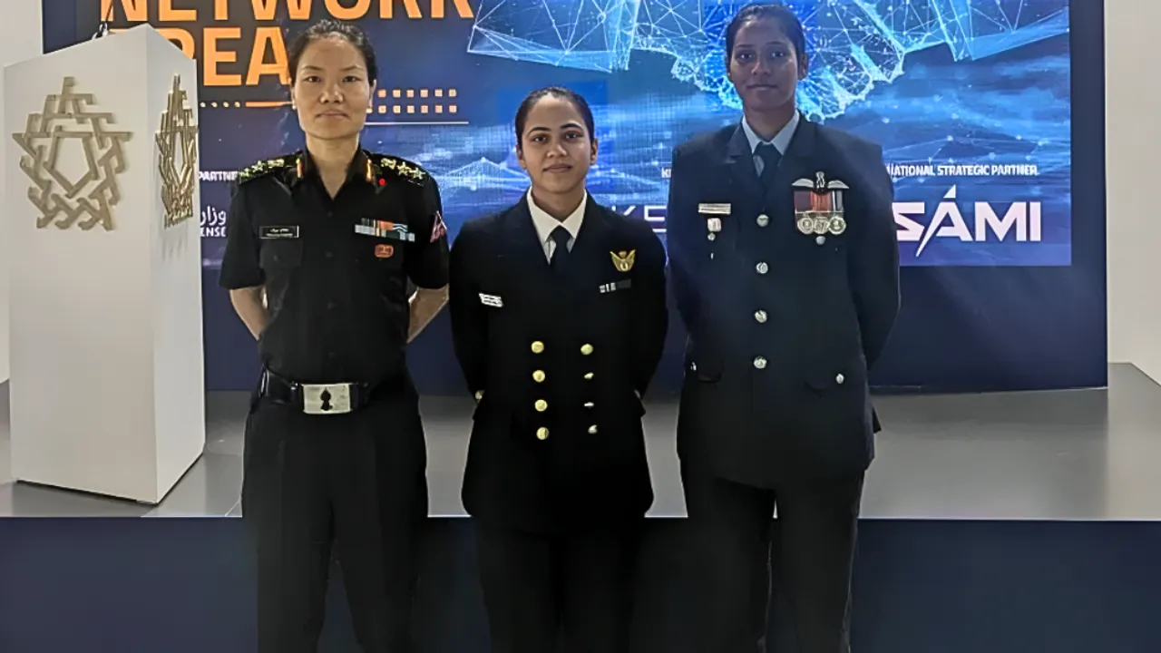 3 women officers representing india at world defence show