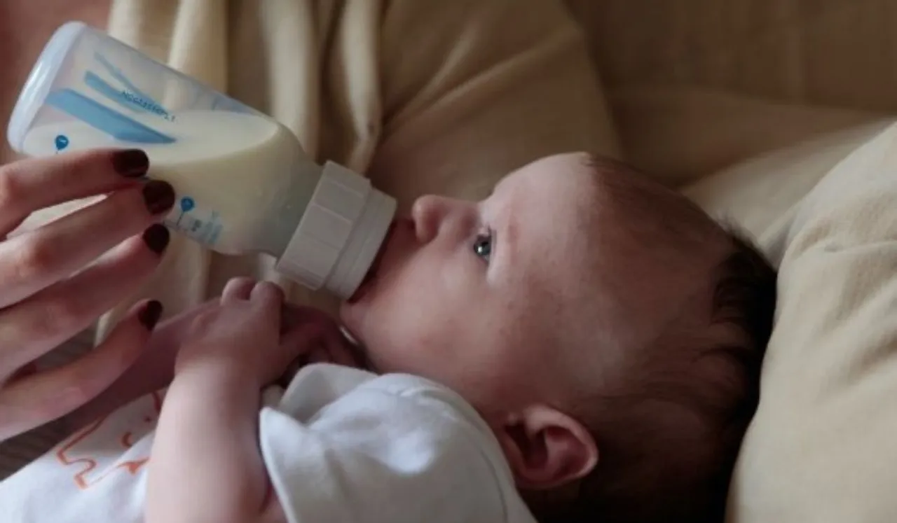 World Breastfeeding Week: Let's Stop Shaming Formula Feeding Moms
