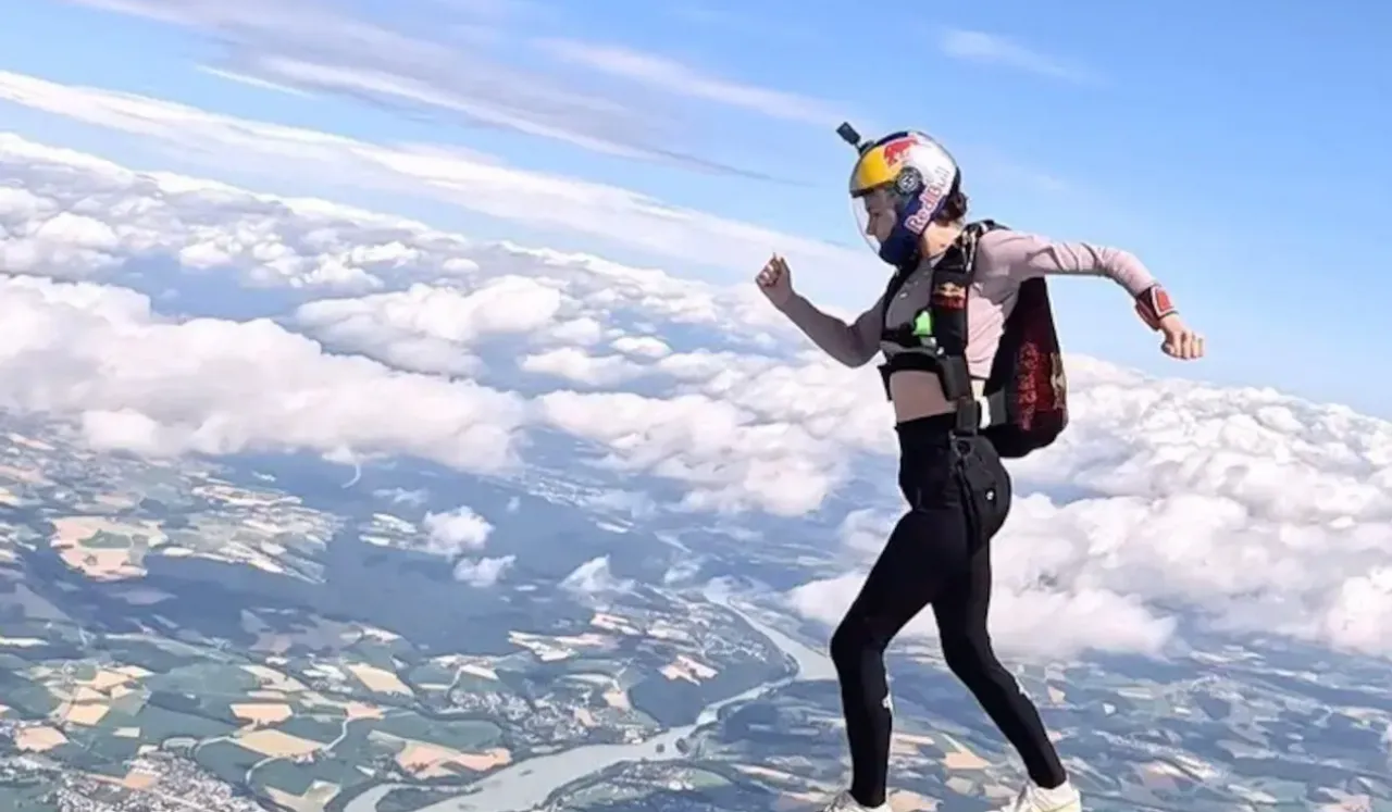 Watch: Woman’s Gravity-Defying Sky Walk You Can't Miss