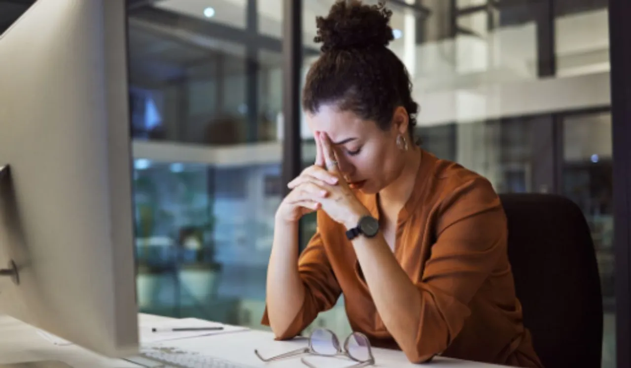 UK Medical Employee Faints At Work, Boss Calls Her 'Unprofessional'