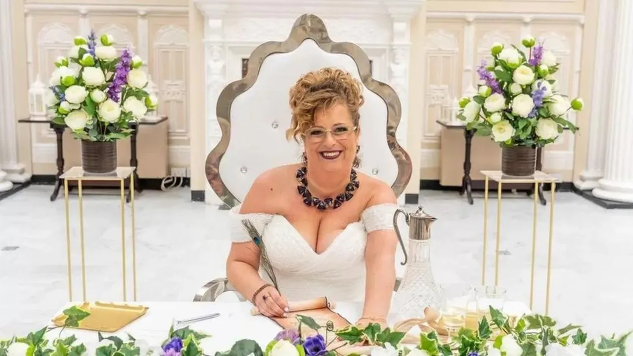 Woman Marries Herself In Fancy Ceremony, Ending Wait For Mr Right