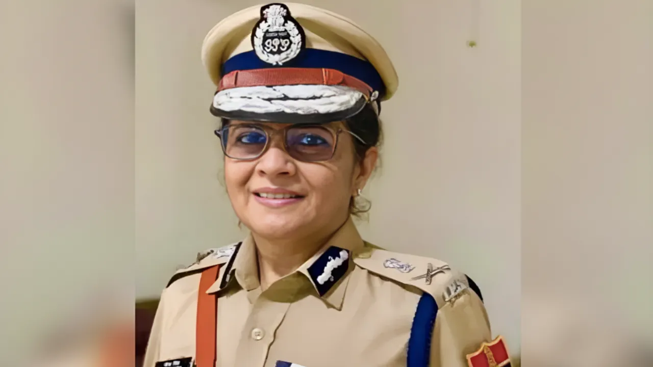 Meet Nina Singh, First Female Officer To Be Appointed As CISF Chief