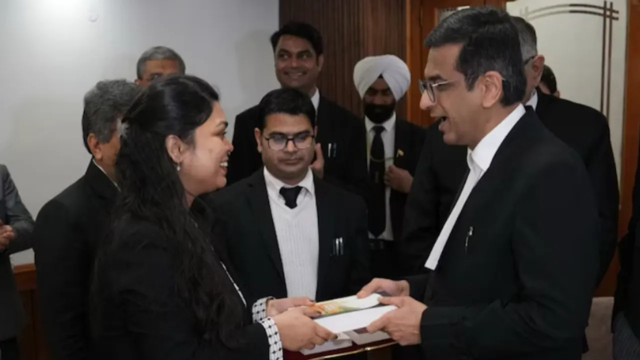 Meet Pragya, Supreme Court Cook's Daughter Bags US Scholarship For Law