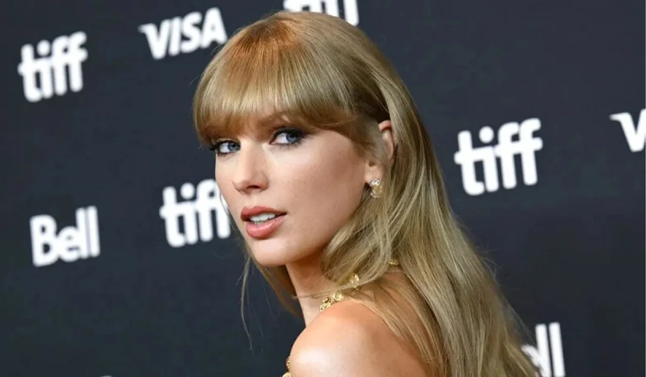 Taylor Swift Is Shifting The Narrative With Her Re-recorded Songs