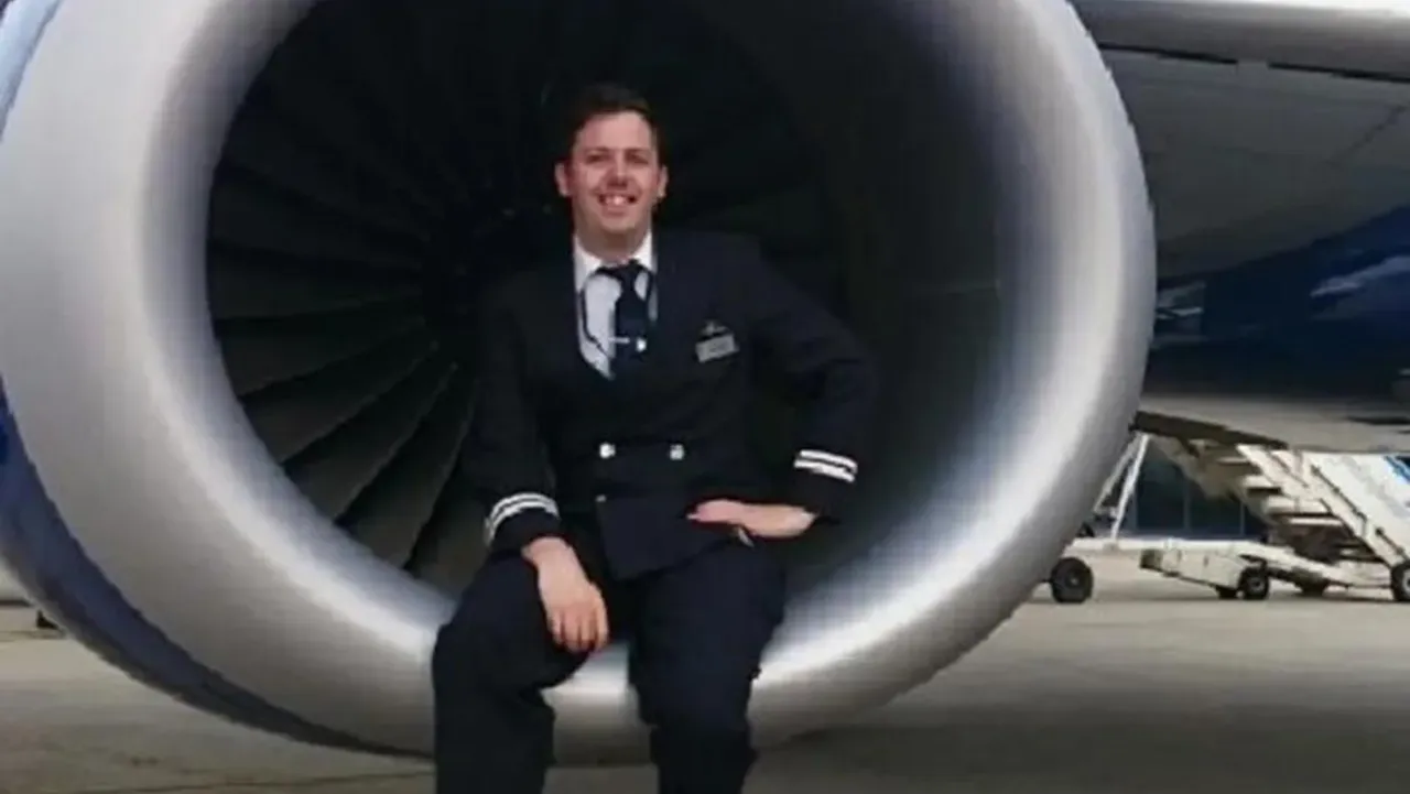 British Airways Pilot Brags Snorting Drug Off Topless Woman, Sacked