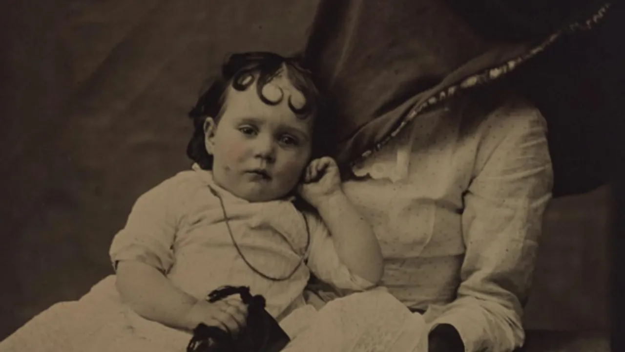 Maternal Erasure: Why Victorian Era Moms Were Often Cut Out Of Photos