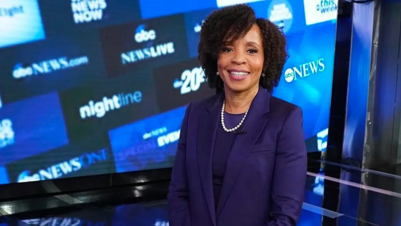Kim Godwin, First Black Woman Network News Chief, Departs