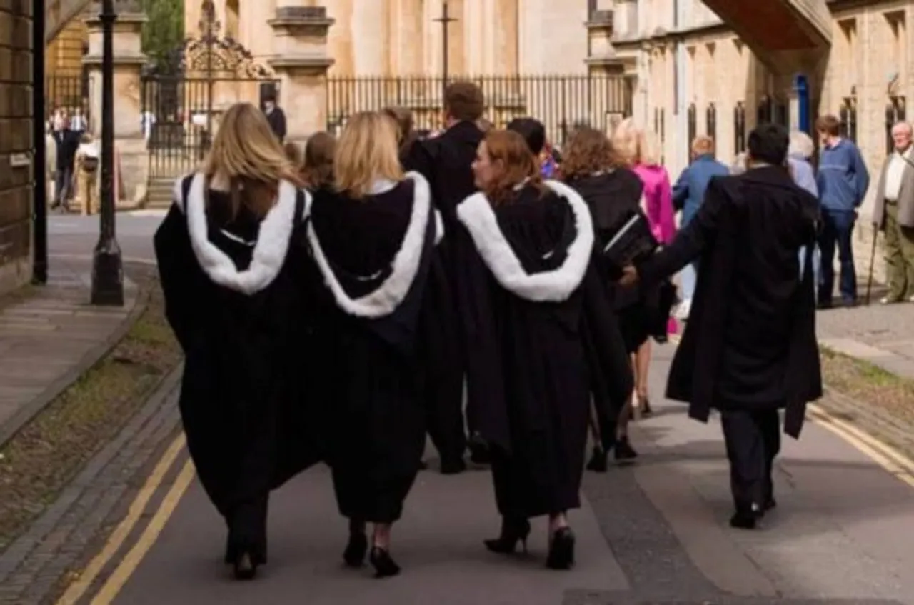 Oxford University Women's addmission