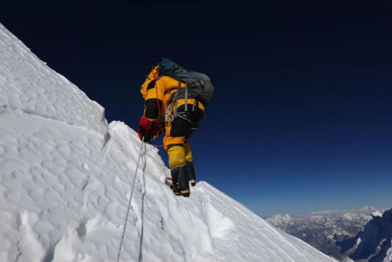 Priyanka Mohite Scaled World’s Fifth Highest Peak Mount Makalu