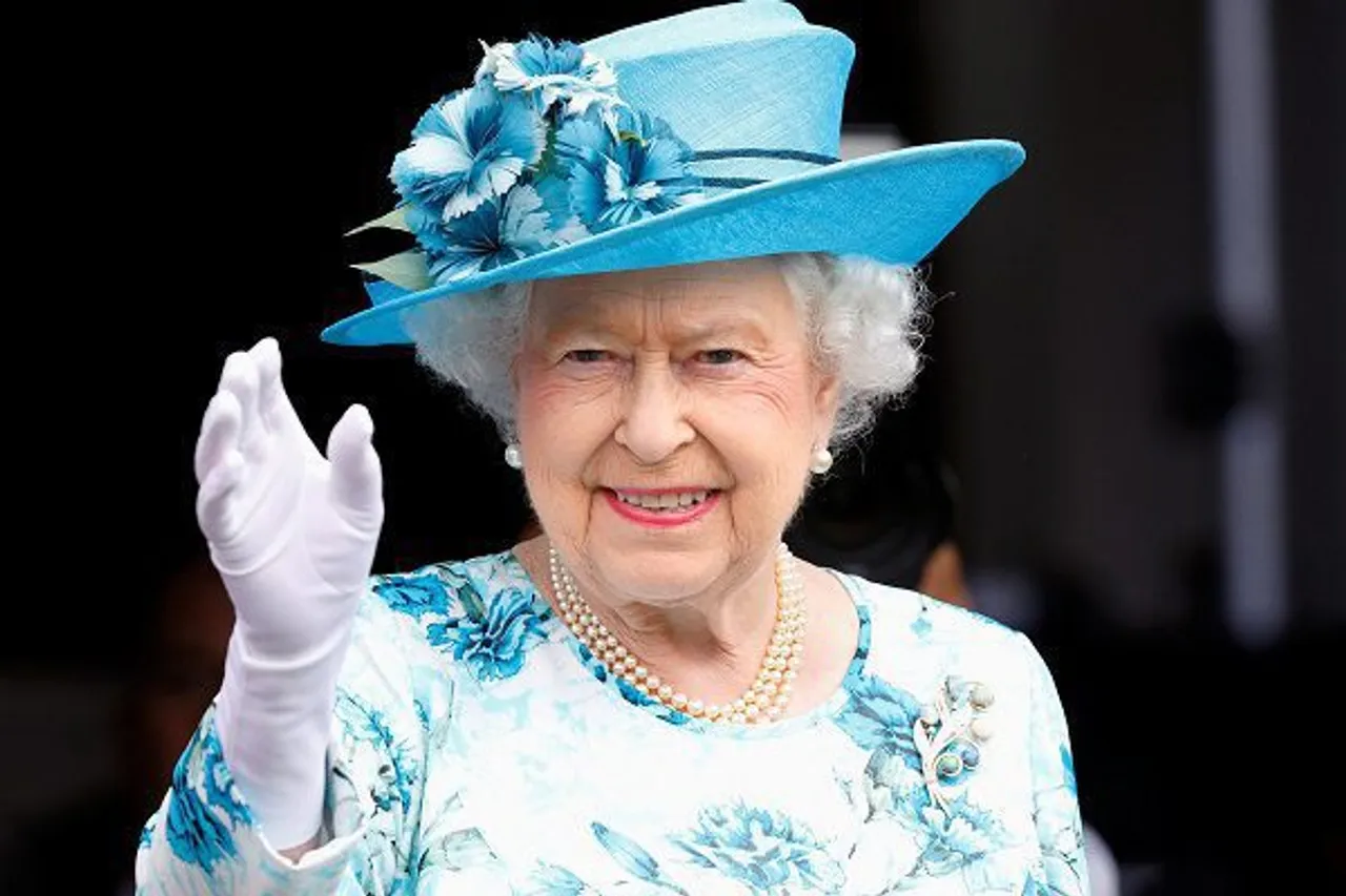 Queen Elizabeth Passes Away