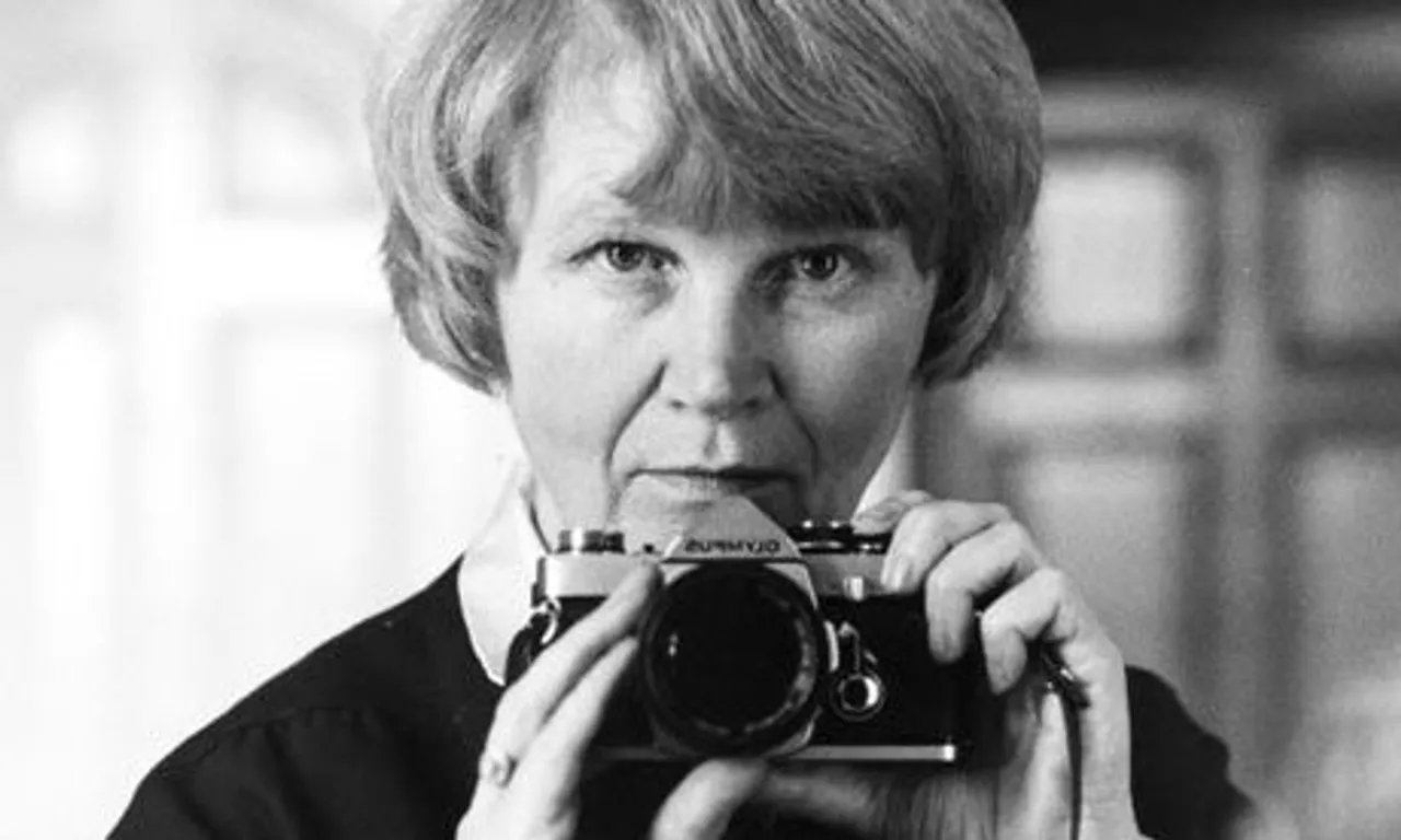Observer photographer, Jane Bown dies at 89   