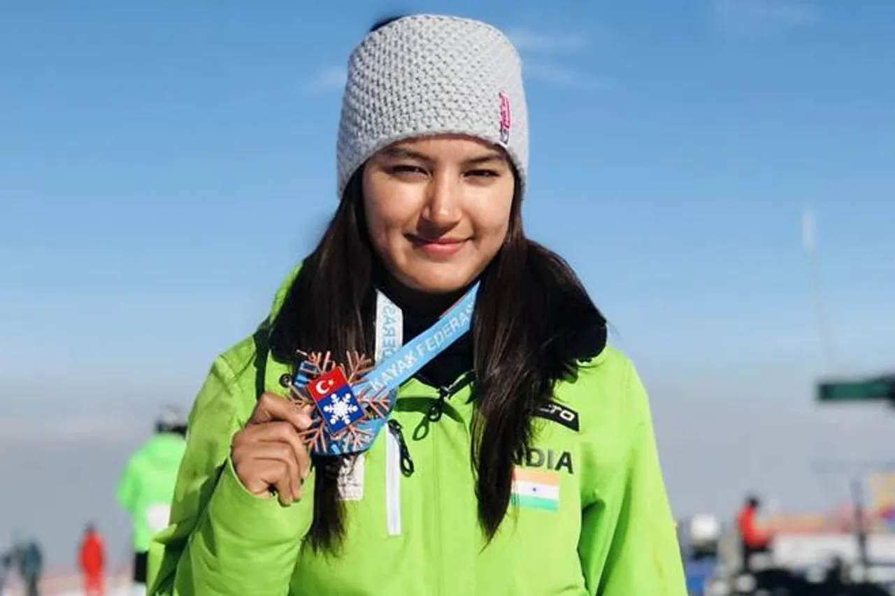 Manali Girl Aanchal Thakur Gets India's First International Medal In Skiing