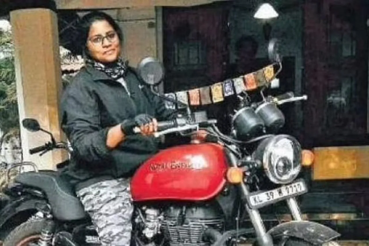 Widowed at 19, Ambika Raj Is Now Preparing For All-India Solo Bike Ride
